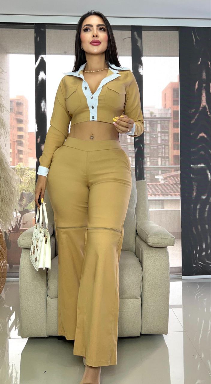 CONJUNTO PANTALÓN Y CHAQUETA