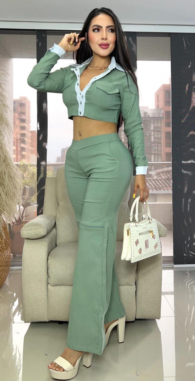 CONJUNTO PANTALÓN Y CHAQUETA